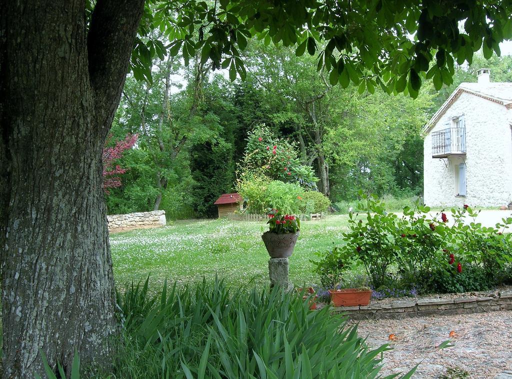 Le Colombier Bed & Breakfast Villeneuve-sur-Lot Exterior photo