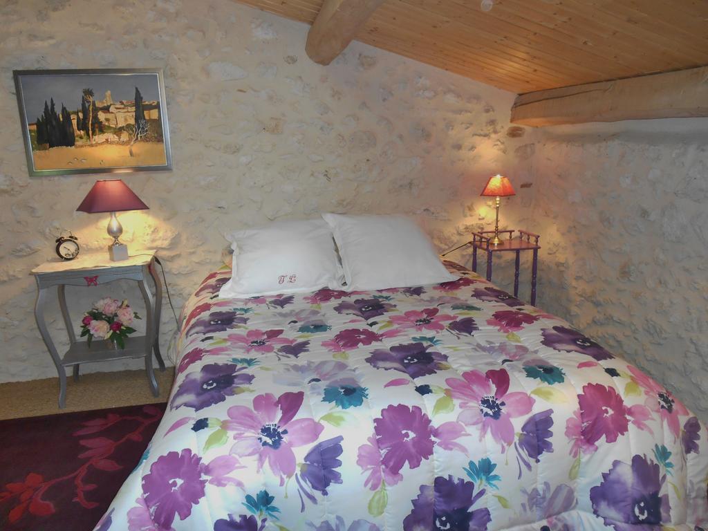 Le Colombier Bed & Breakfast Villeneuve-sur-Lot Exterior photo