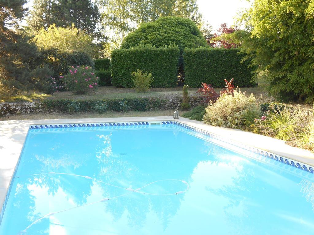 Le Colombier Bed & Breakfast Villeneuve-sur-Lot Room photo