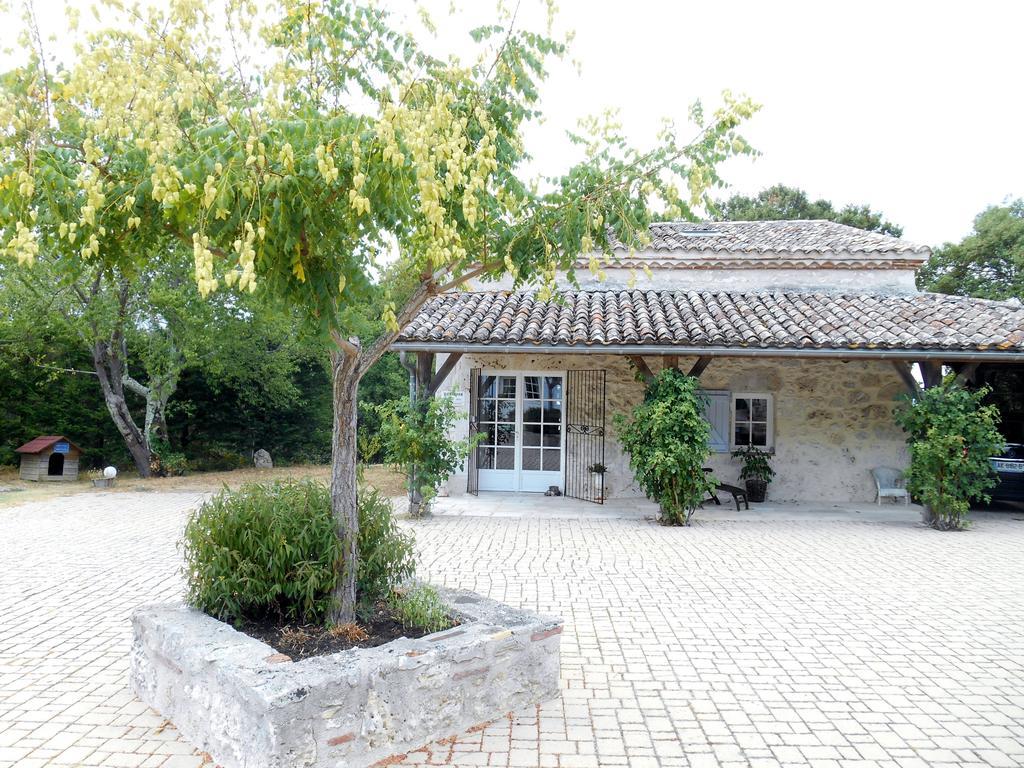 Le Colombier Bed & Breakfast Villeneuve-sur-Lot Exterior photo