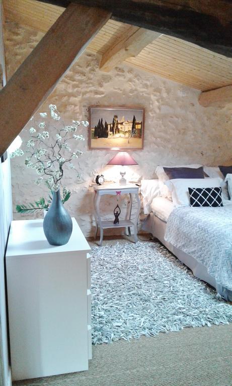 Le Colombier Bed & Breakfast Villeneuve-sur-Lot Exterior photo